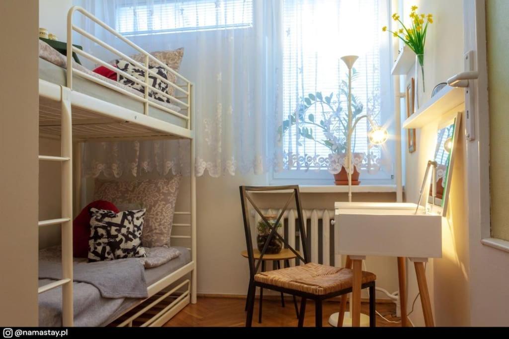 وارسو Spacious Retro Flat Close To National Stadium المظهر الخارجي الصورة