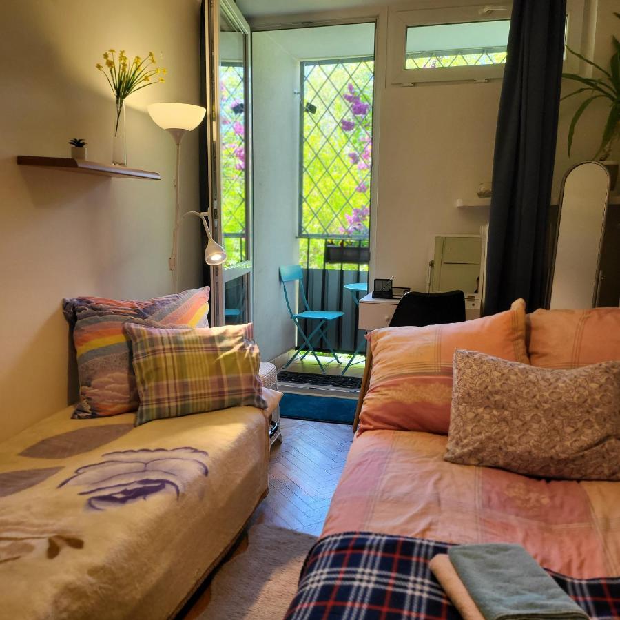 وارسو Spacious Retro Flat Close To National Stadium المظهر الخارجي الصورة
